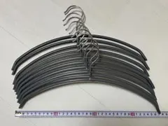 滑らないハンガー 洋服タンス