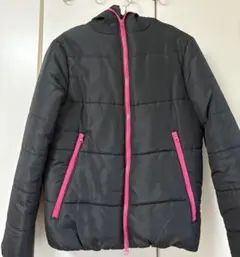 レディースフード付き黒とピンクのダウンジャケット　Lサイズ