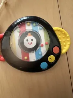 カラフルな音が出るラトル