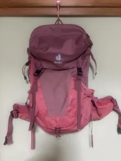 deuter ピンク リュックのサムネイル