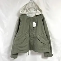 未使用品【アースミュージックアンドエコロジー 】パーカー付きミリタリーブルゾン