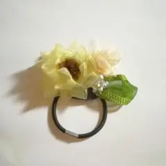 ラッピング送料無料☆向日葵とバラのビジューヘアゴム オフホワイト リボンフラワー