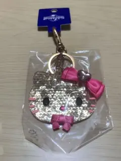 【新品未使用】ユニバ　キティちゃん　ストラップ　キーホルダー　コラボ