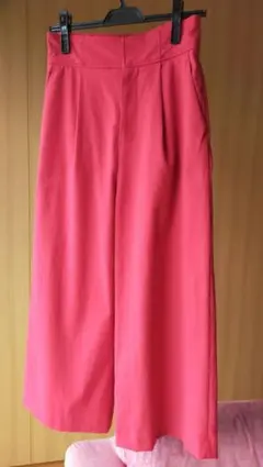 再値下げ！JILL STUART ストレートパンツ赤