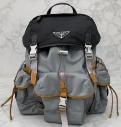 PRADA ナイロン リュック グレー×ブラック 2VZ074のサムネイル