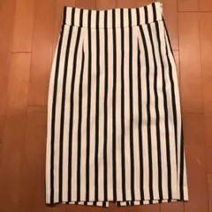 エリオポール　ストライプ膝丈タイトスカート美品36のサムネイル