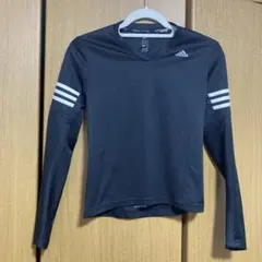 adidas 黒 長袖 スポーツウェア　ヨガ　ウォーキング　マラソン
