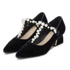 リリーブラウン ストラップパンプス