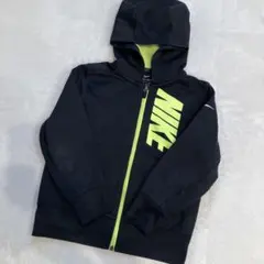 NIKE パーカー　120㎝