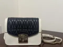 FURLA キルティングショルダーバッグ