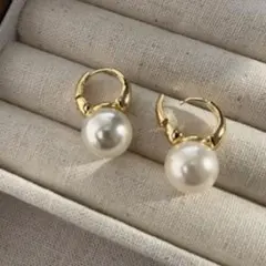 パール　ピアス　ゴールド　大粒パール　上品　華やか　卒業式　卒園式　女子会