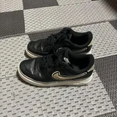 NIKE AF1 黒