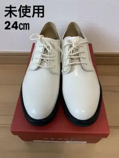 【箱付き•未使用品】REGAL ホワイト レザー ローファー