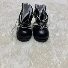 黒い合成皮革ブーツ ぬいぐるみ　20cm