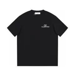 VALENTINO バレンティノ　Tシャツ　美品 バレンティノ Tシャツ M 半額！
