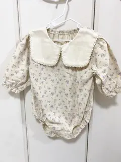 【値下げ】小花柄 ロンパース 80cm 女の子 春物