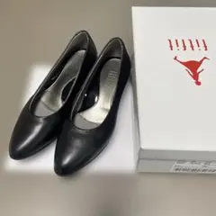 新品未使用【fit fit】22.5㎝スクエアヒールパンプスニーカーのサムネイル
