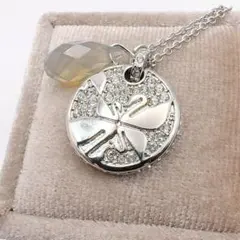 スワロフスキー　ネックレス　リバーシブル　メダル型トップ　スワン　シルバートーン