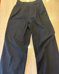 UNIQLOタックワイドパンツ(ツータック)sサイズ
