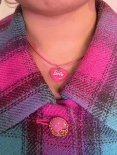 Barbie necklace nadia pink heart