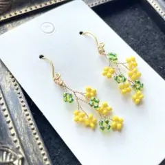 Ｎｏ．１０８７　ハンドメイド小枝ピアス　ミモザ　春