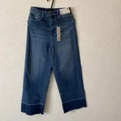 ユニクロ　クロップドジーンズ