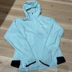 アディダスウインドブレーカー