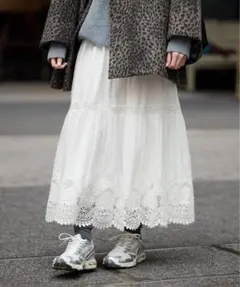 今季新作　SLOBE IENA スローブイエナ　コットンボイルレーススカート