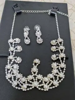 Item thumbnail for item a41e5c22-3ecc-441d-b98e-6d6e4bdc7a9c