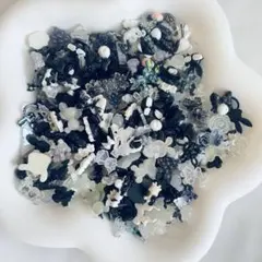 【50個】ブラックホワイト素材mix ネイルパーツ デコパーツ まとめ売り　地雷