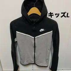 nikeテックフリース リフレクティブ tee shyne着用 - メルカリ