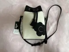 MARY QUANT マリークワント タッセルドロスト モバイルショルダー