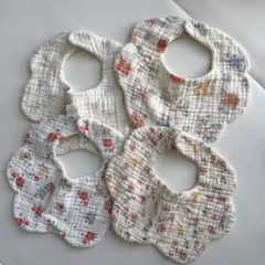 花柄スタイ　4枚セット