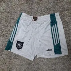 希少】2002日韓W杯 カーゴショーツ 公式 adidas 当時物 - メルカリ