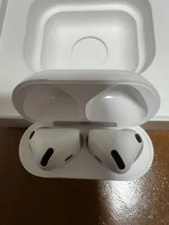 AirPods 第4世代充電ケース付き【シリアル番号A3050】