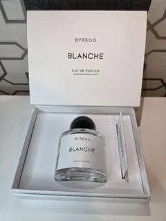 BYREDO BLANCHE EAU DE PARFUMのサムネイル