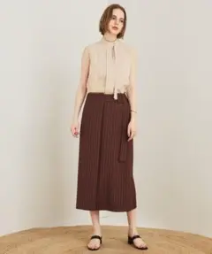 新品 PUBLIC TOKYO ウォッシャブルリネンライクラップスカートのサムネイル