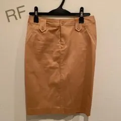 RFのタイトスカートのサムネイル