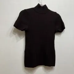 またまたお値下げ‼️PAULE KAのダークブラウン ハイネック 半袖ニットのサムネイル