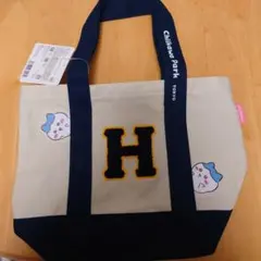 ちいかわパーク　アルファベットなランチトートバッグ　ハチワレ