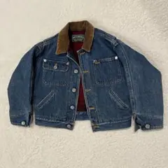 Item thumbnail for item fcf4b3c1-f57c-4dec-80bb-743e60c7eb07