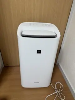 Item thumbnail for item 9efa371f-1db0-47bd-b8c7-17f42e54b035