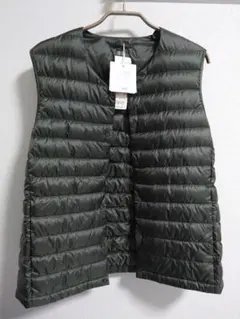 ユニクロ ウルトラライトダウン ベスト M オリーブ 新品