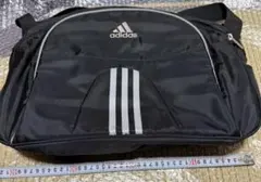 【adidas】ショルダーバッグ ブラック ロゴ入り ジム/スポーツ用