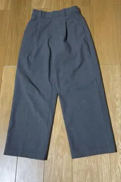 UNIQLO タックワイドパンツ　グレー　S