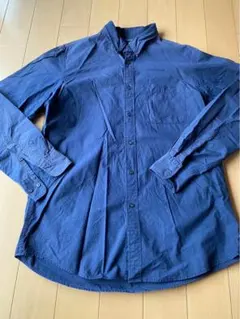 ユニクロメンズシャツ XLサイズ 紺色