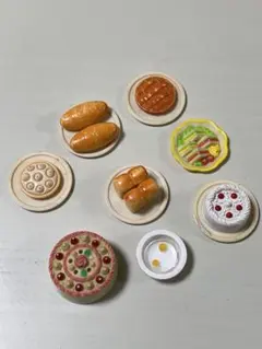 シルバニアファミリー　小物まとめ売り　初期希少レトロ中古品　サンドイッチ等　8個