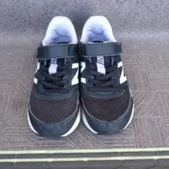 New Balance キッズ スニーカー ブラック/ホワイト570