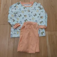 ユニクロ　プーさん　コットンパジャマ 100cm