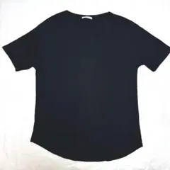 ZARA TRAFALUC 2017 Vネック Tシャツ